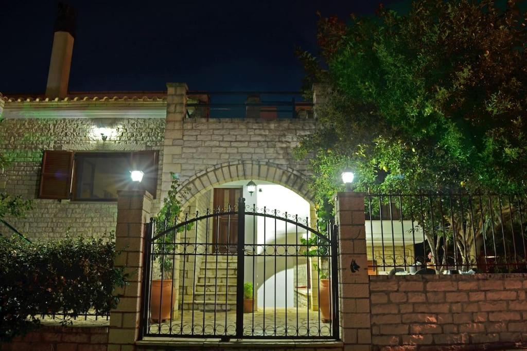 Apartamento Το Πετρινο - Καλοκαιρινό Σπίτι Κοντά Στα Σύβοτα - Φασκομηλια Faskomilia Exterior foto